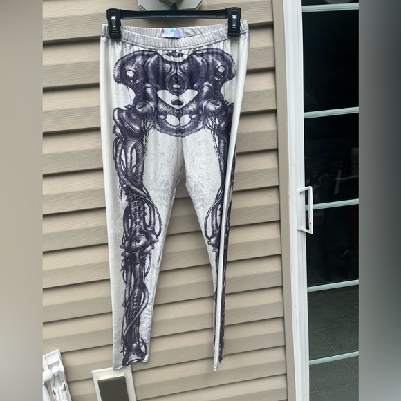 Skeleton Bones Leggings - Picture 2 of 8